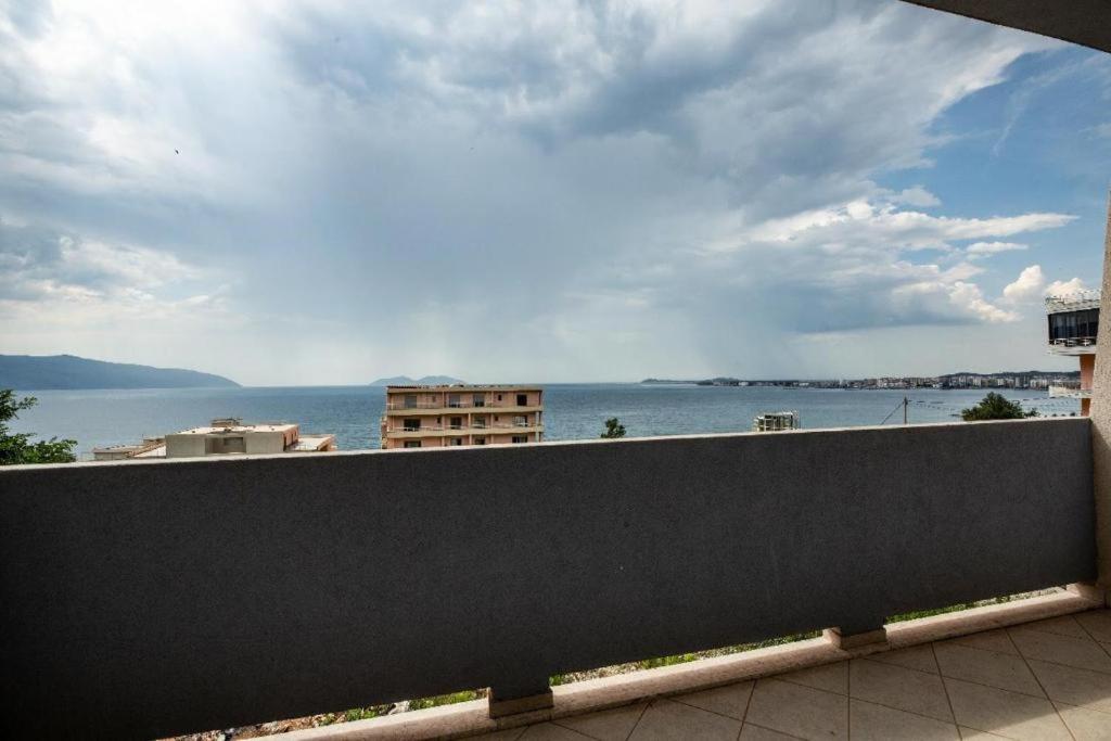Sea View Apartment Vlorë Exteriér fotografie